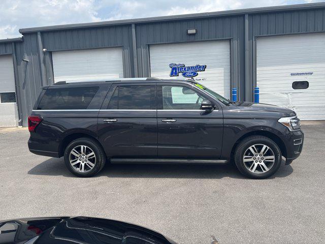 Photo of 2024 Dark Matter Gray Metallic Ford Expedition Max
