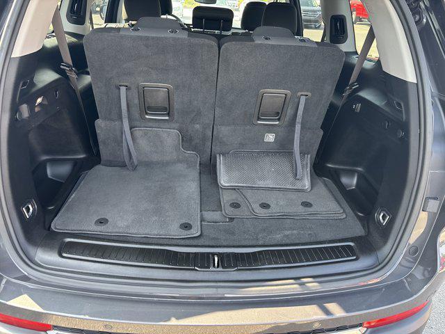 Photo of 2023 Baltic Gray Metallic Clearcoat Jeep Grand Cherokee L