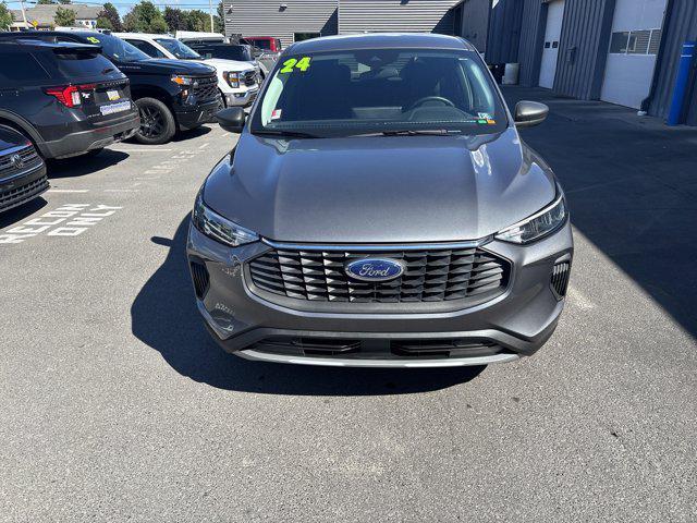 Photo of 2024 Carbonized Gray Metallic Ford Escape