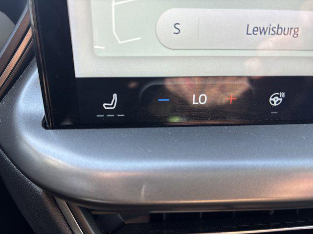 Photo of 2024 Carbonized Gray Metallic Ford Escape