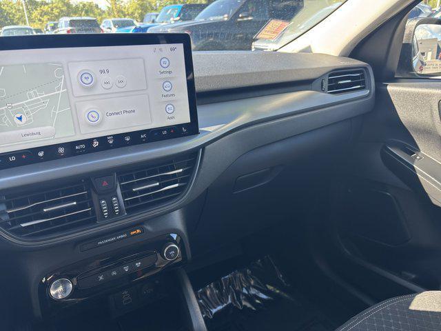 Photo of 2024 Carbonized Gray Metallic Ford Escape
