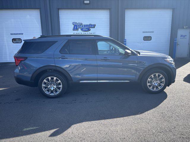 Photo of 2025 Vapor Blue Metallic Ford Explorer