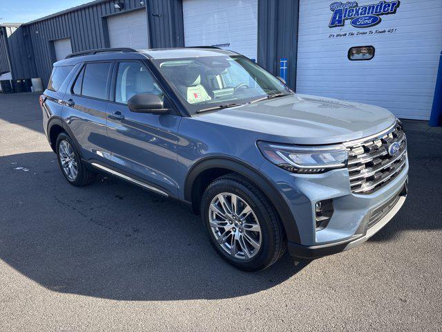 Photo of 2025 Vapor Blue Metallic Ford Explorer