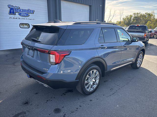 Photo of 2025 Vapor Blue Metallic Ford Explorer