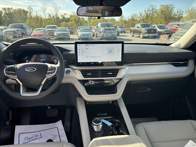 Photo of 2025 Vapor Blue Metallic Ford Explorer