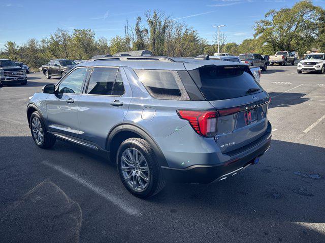 Photo of 2025 Vapor Blue Metallic Ford Explorer