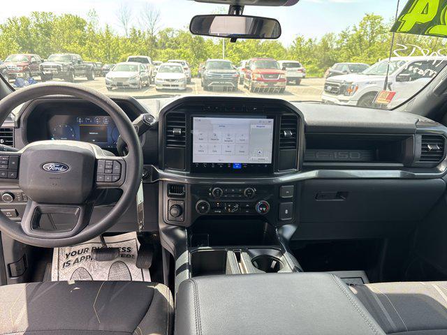 Photo of 2024 Oxford White Ford F-150