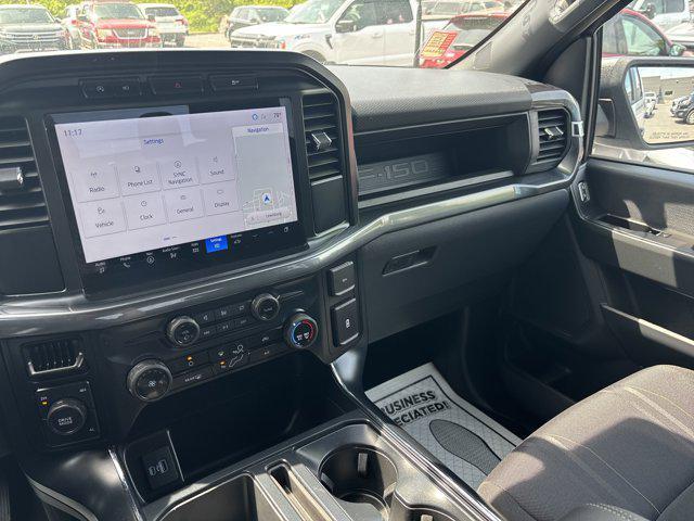 Photo of 2024 Oxford White Ford F-150