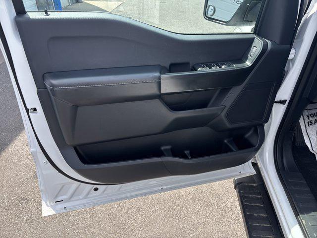 Photo of 2024 Oxford White Ford F-150