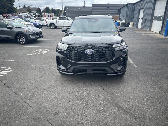 Photo of 2025 Agate Black Metallic Ford Explorer