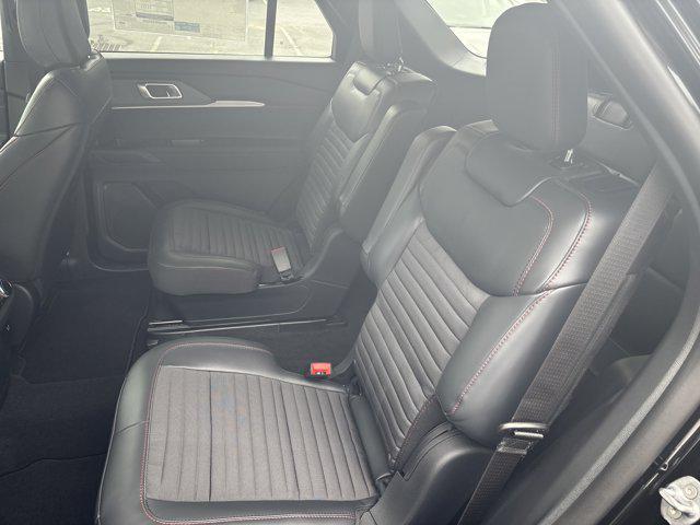 Photo of 2025 Agate Black Metallic Ford Explorer