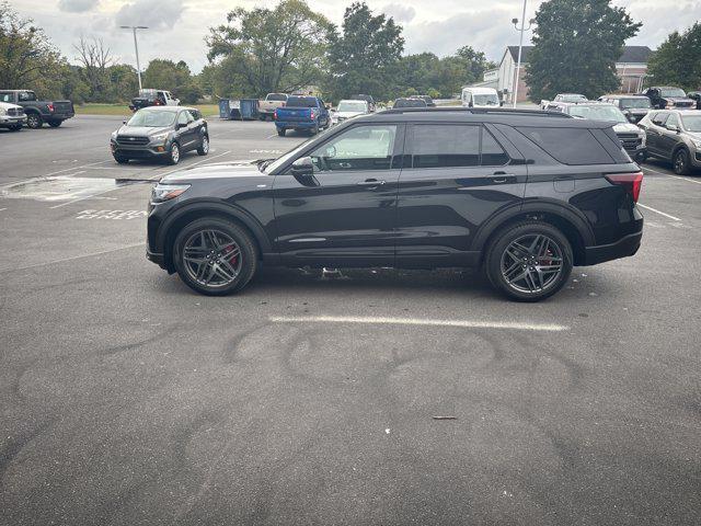 Photo of 2025 Agate Black Metallic Ford Explorer