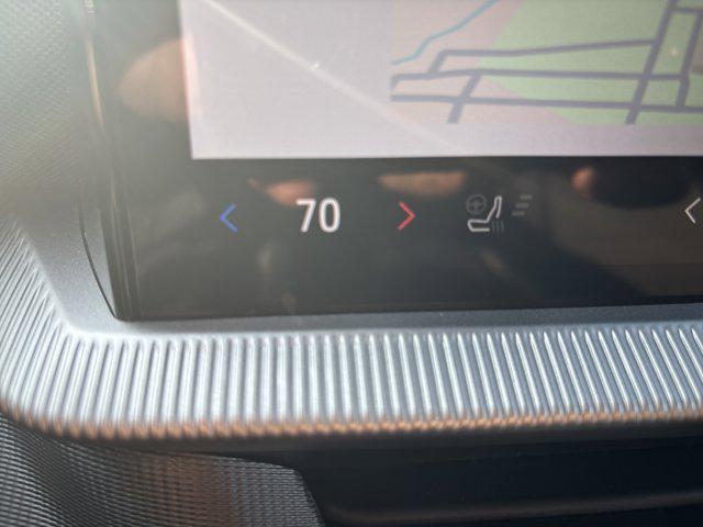 Photo of 2025 Carbonized Gray Metallic Ford Explorer