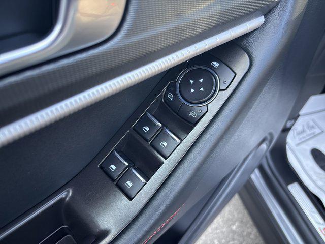 Photo of 2025 Carbonized Gray Metallic Ford Explorer