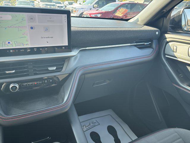 Photo of 2025 Carbonized Gray Metallic Ford Explorer