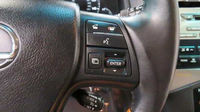 Photo of 2011 Silver Lexus RX 350
