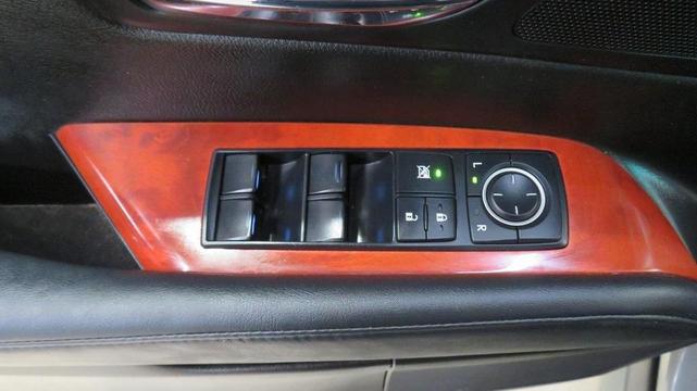 Photo of 2011 Silver Lexus RX 350