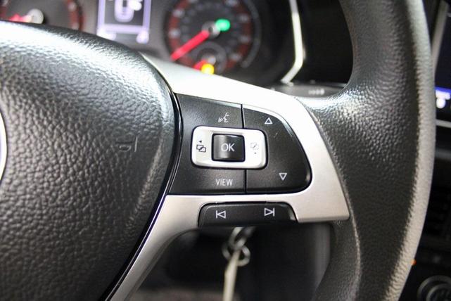 Photo of 2020 Silk Blue Metallic Volkswagen Jetta