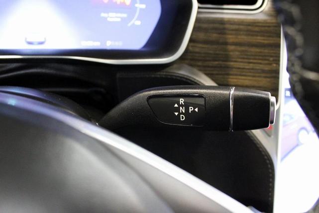 Photo of 2014 Gray Tesla Model S