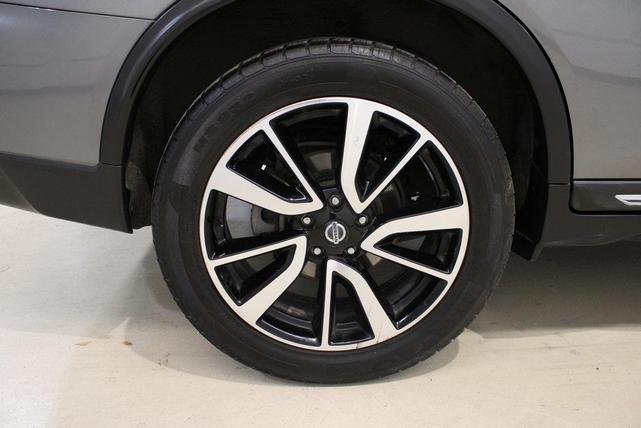 Photo of 2020 Gun Metallic Nissan Rogue