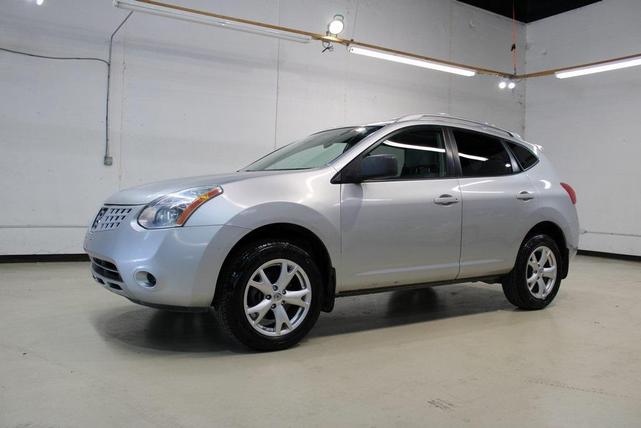Photo of 2009 Silver Ice Nissan Rogue