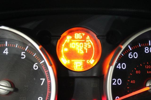 Photo of 2009 Silver Ice Nissan Rogue