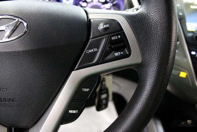 Photo of 2016 Century White Hyundai Veloster