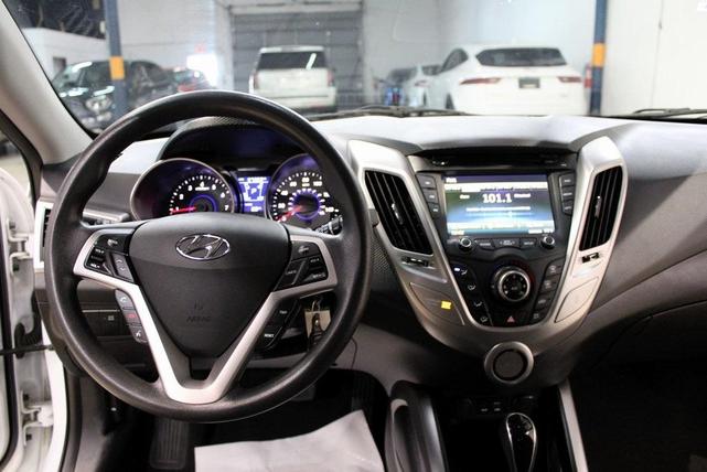 Photo of 2016 Century White Hyundai Veloster