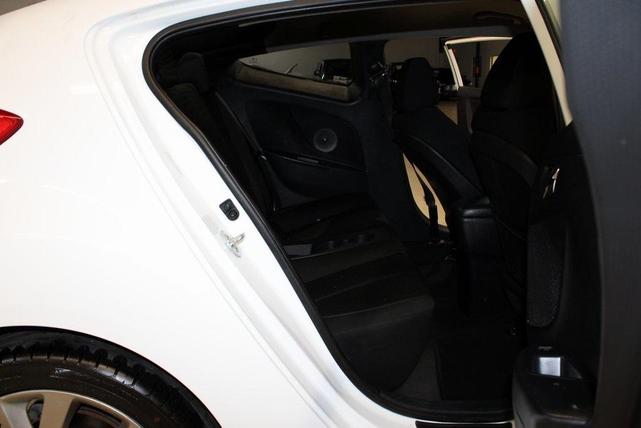 Photo of 2016 Century White Hyundai Veloster