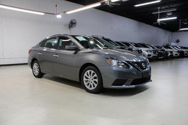 Photo of 2019 Gun Metallic Nissan Sentra