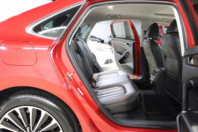 Photo of 2022 Aurora Red Metallic Volkswagen Passat