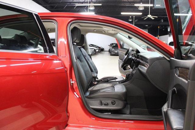 Photo of 2022 Aurora Red Metallic Volkswagen Passat