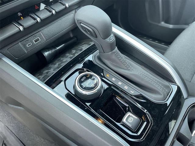 Photo of 2025 Black Chevrolet Colorado