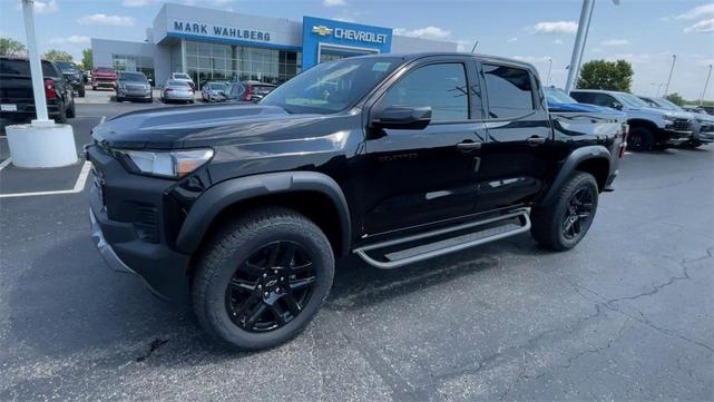 Photo of 2025 Black Chevrolet Colorado