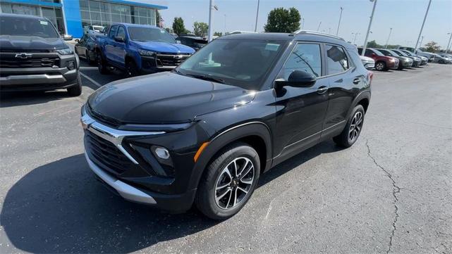 Photo of 2026 Mosaic Black Metallic Chevrolet Trailblazer
