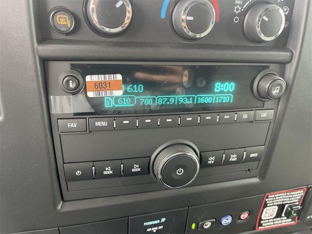Photo of 2025 Summit White Chevrolet Express 2500