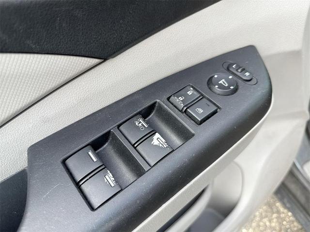 Photo of 2014 Polished Metal Metallic Honda CR-V