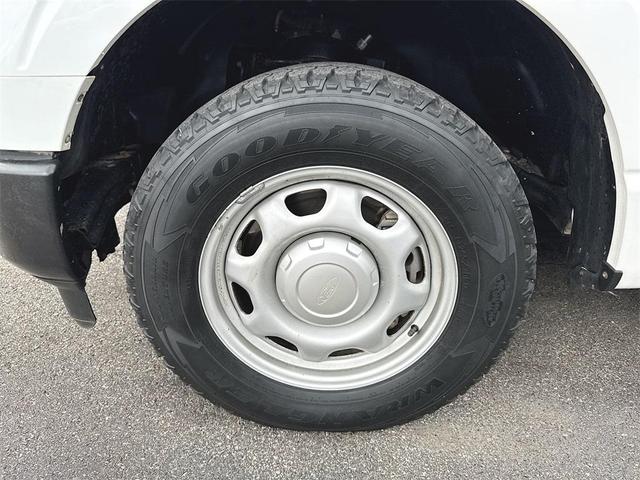 Photo of 2021 Oxford White Ford F-150