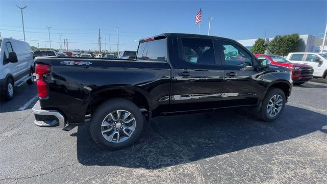 Photo of 2026 Black Chevrolet Silverado 1500