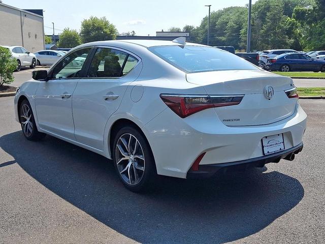 Photo of 2019 Platinum White Pearl - WH Acura ILX