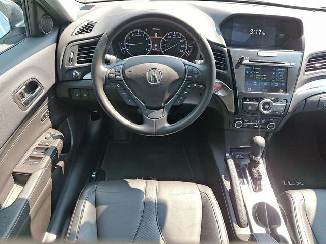 Photo of 2019 Platinum White Pearl - WH Acura ILX
