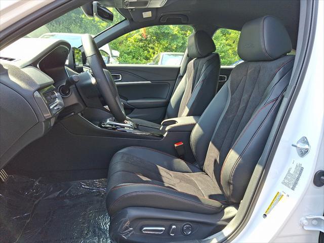 Photo of 2025 Platinum White Pearl - WH Acura Integra