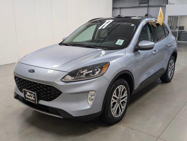 Photo of 2022 ICED BLUE SILVER METALLIC Ford Escape
