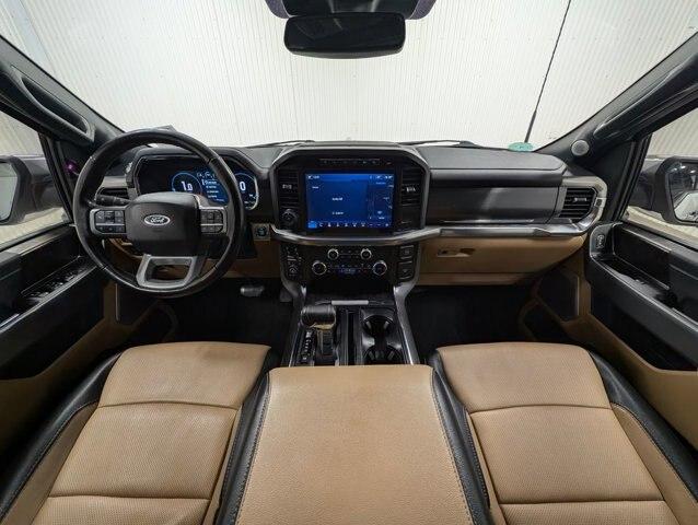 Photo of 2022 STAR WHITE METALLIC TRICOAT Ford F-150