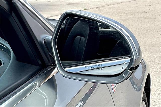 Photo of 2015 Quartz Gray Metallic Audi A6