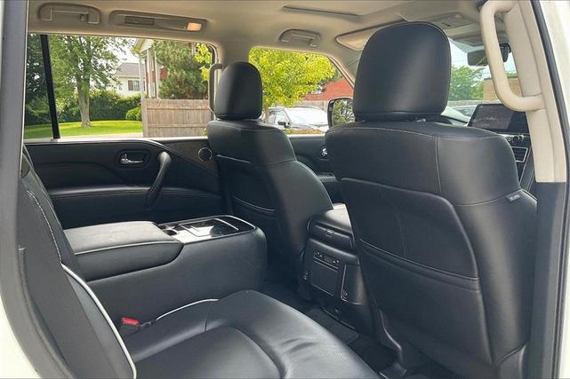 Photo of 2023 Moonstone White INFINITI QX80