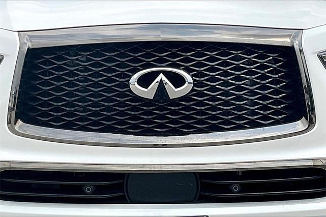 Photo of 2023 Moonstone White INFINITI QX80