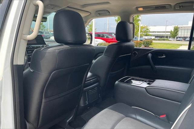 Photo of 2023 Moonstone White INFINITI QX80