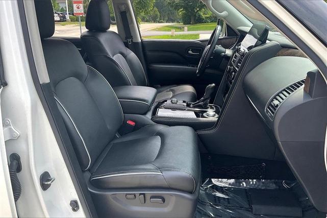 Photo of 2023 Moonstone White INFINITI QX80