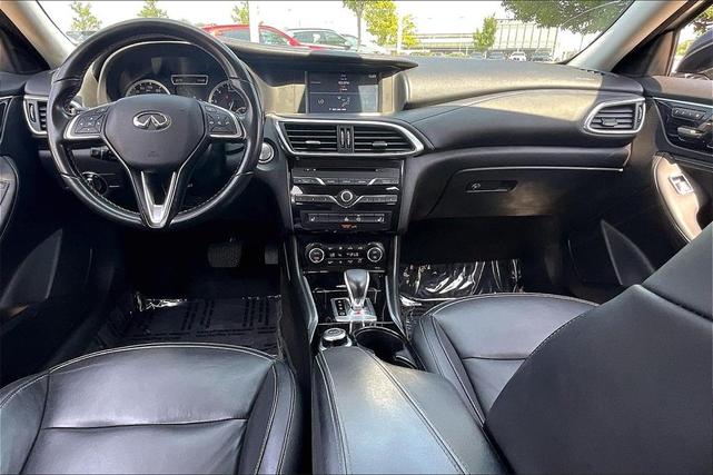 Photo of 2018 Graphite Shadow INFINITI QX30